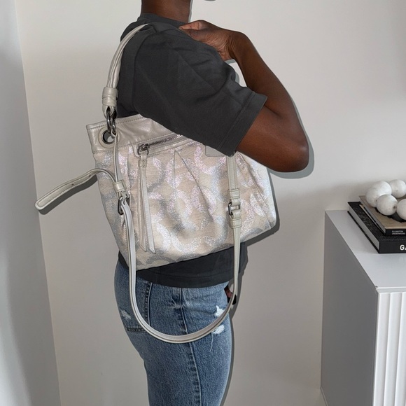 Coach Handbags - Vintage Y2K Coach Parker OP Art Signature Silver Bag (13508)